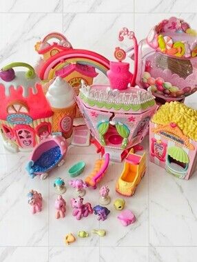 Vintage My Little Pony G3 Playset & Figure Lot (2006–2008) - AS IS